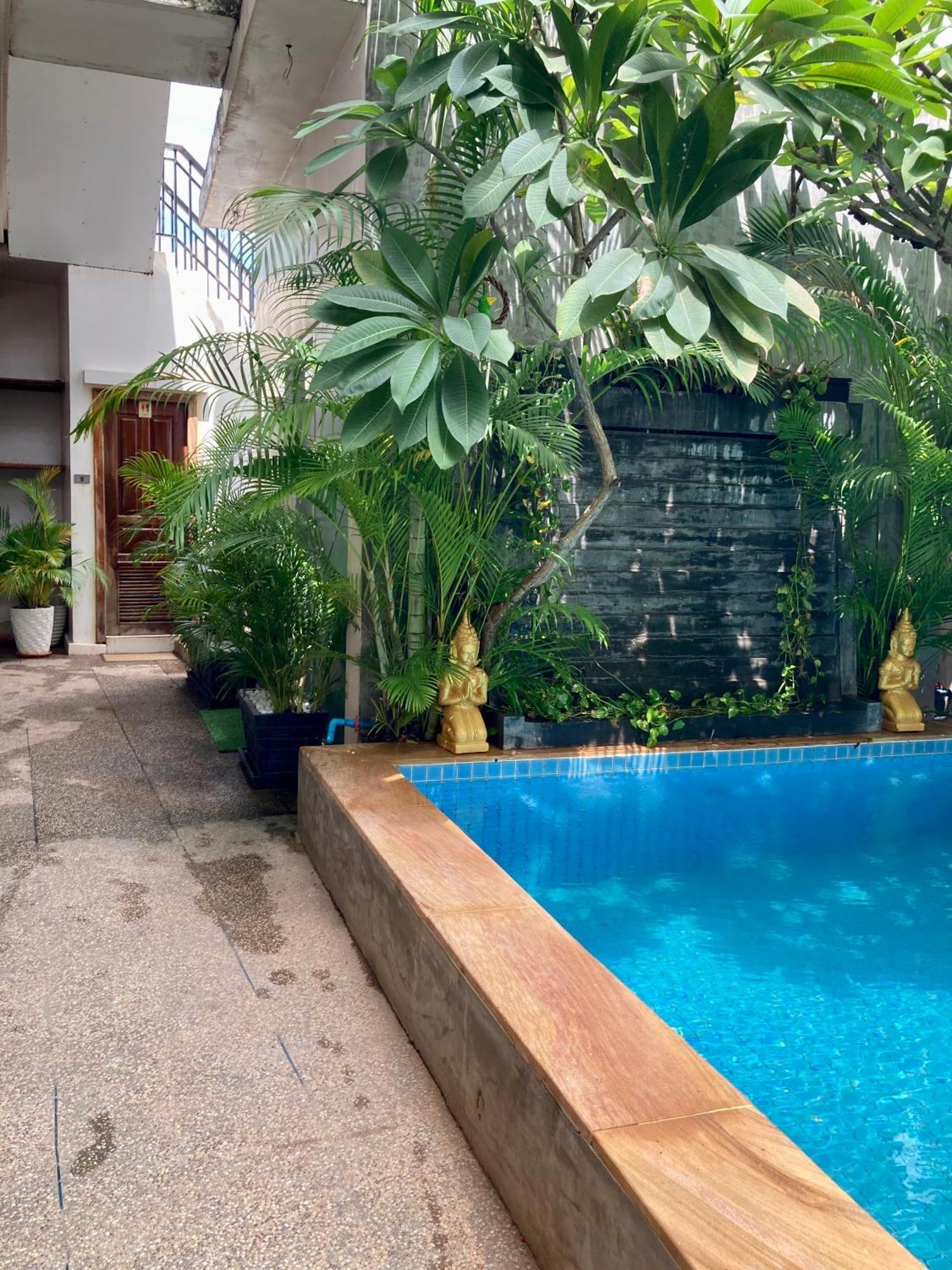 Hotel Lotus Haven *